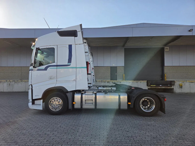 Volvo FH 13.420 NL TRUCK - Tractor: foto 4 Volvo FH 13.420 NL TRUCK - Tractor: foto 4