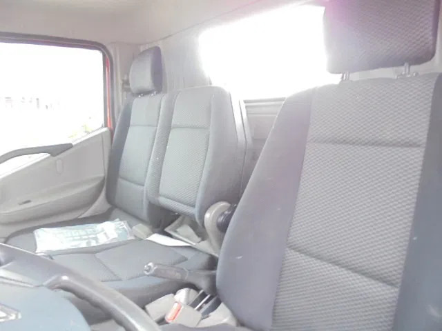 Veículo comercial Renault Maxity 120 DXI: foto 15