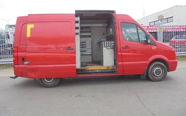 Volkswagen Crafter 35 BESTEL L2 H2 2.5 TDI 80 KW SERVICE CAR COMPLEET - Furgão: foto 3 Volkswagen Crafter 35 BESTEL L2 H2 2.5 TDI 80 KW SERVICE CAR COMPLEET - Furgão: foto 3