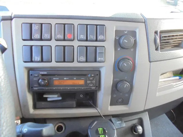 Camião furgão Volvo FL 210 APK-TUV 16-01-2026: foto 10