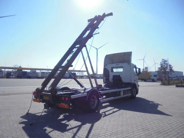 Volvo FM 260 MANUAL GEAR NL TRUCK - Camião com sistema de cabo: foto 4 Volvo FM 260 MANUAL GEAR NL TRUCK - Camião com sistema de cabo: foto 4