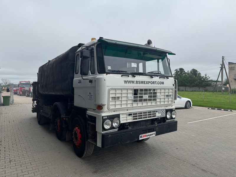 DAF 2800 - Camião cisterna: foto 2 DAF 2800 - Camião cisterna: foto 2