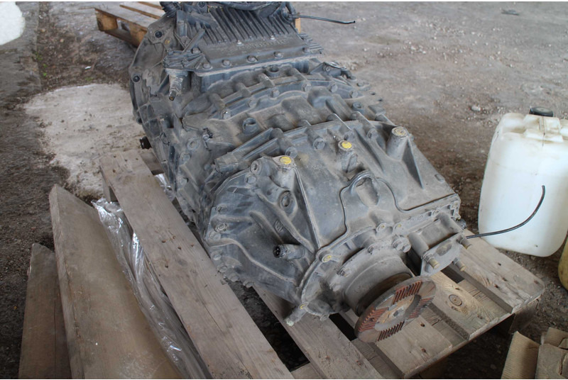 MAN ZF 12 AS 2130TD gearbox for MAN truck tractor - Caixa de velocidade para Camião: foto 4 MAN ZF 12 AS 2130TD gearbox for MAN truck tractor - Caixa de velocidade para Camião: foto 4