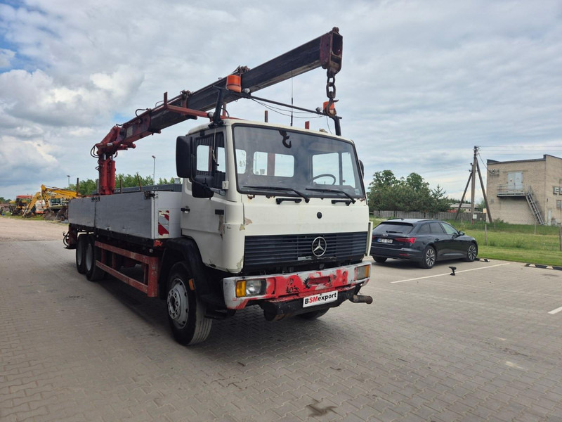 Mercedes-Benz 1320 + HMF 6.5 ton crane - Camião de caixa aberta/ Plataforma, Camião grua: foto 2 Mercedes-Benz 1320 + HMF 6.5 ton crane - Camião de caixa aberta/ Plataforma, Camião grua: foto 2