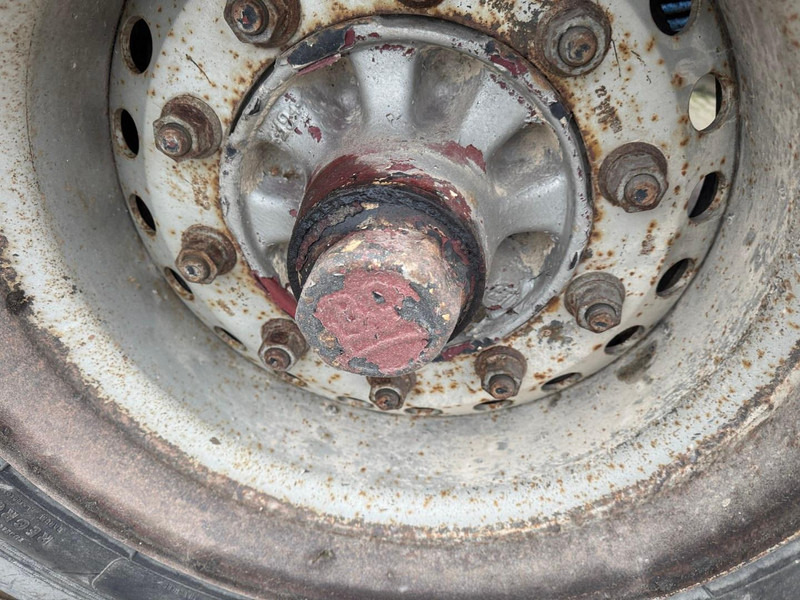 Semi-reboque cisterna NORDTANK, 24000 L, SPRING-SPRING: foto 10 Semi-reboque cisterna NORDTANK, 24000 L, SPRING-SPRING: foto 10