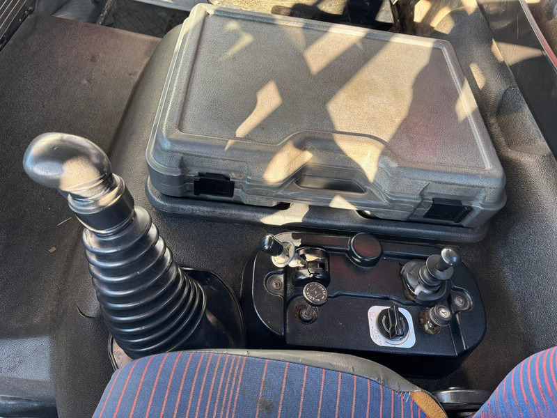 Camião basculante Renault G300: foto 8