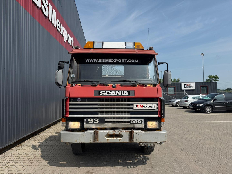 Scania 93, 4x4 - Camião basculante: foto 2 Scania 93, 4x4 - Camião basculante: foto 2