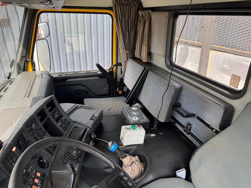 Camião basculante Scania 93, 4x4: foto 7