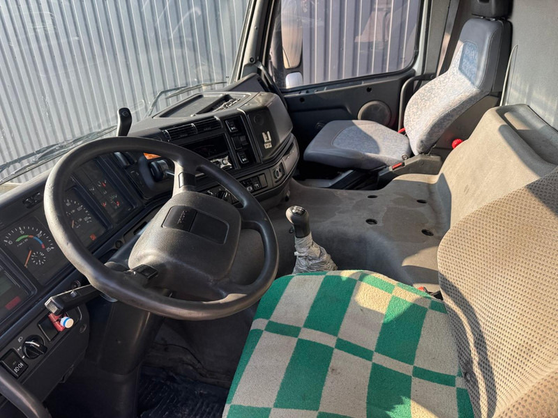 Volvo FM7, 12000 l water/milk tank truck - Camião cisterna: foto 5 Volvo FM7, 12000 l water/milk tank truck - Camião cisterna: foto 5