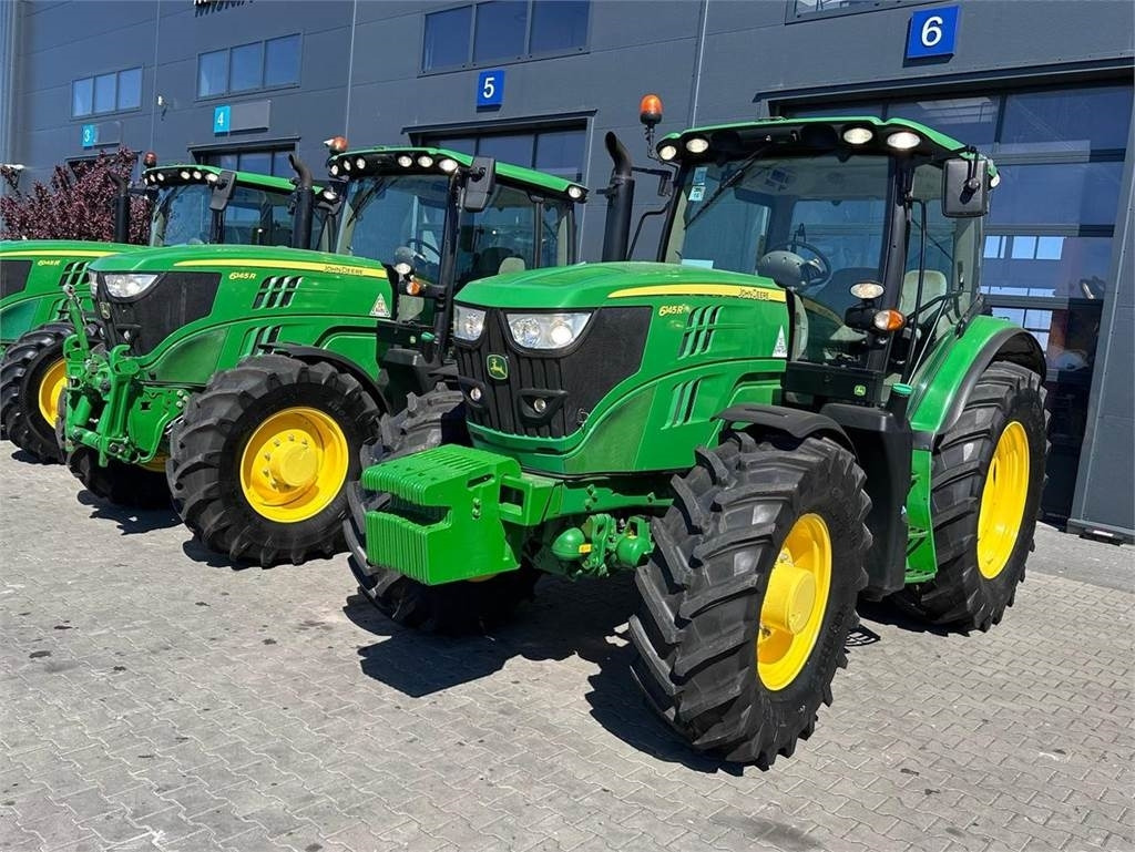 John Deere 6145R - Trator: foto 1 John Deere 6145R - Trator: foto 1