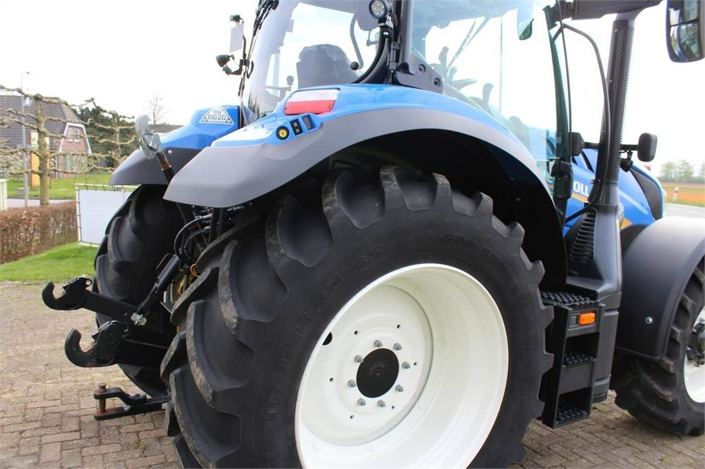 New Holland T6.155 - Trator: foto 5 New Holland T6.155 - Trator: foto 5