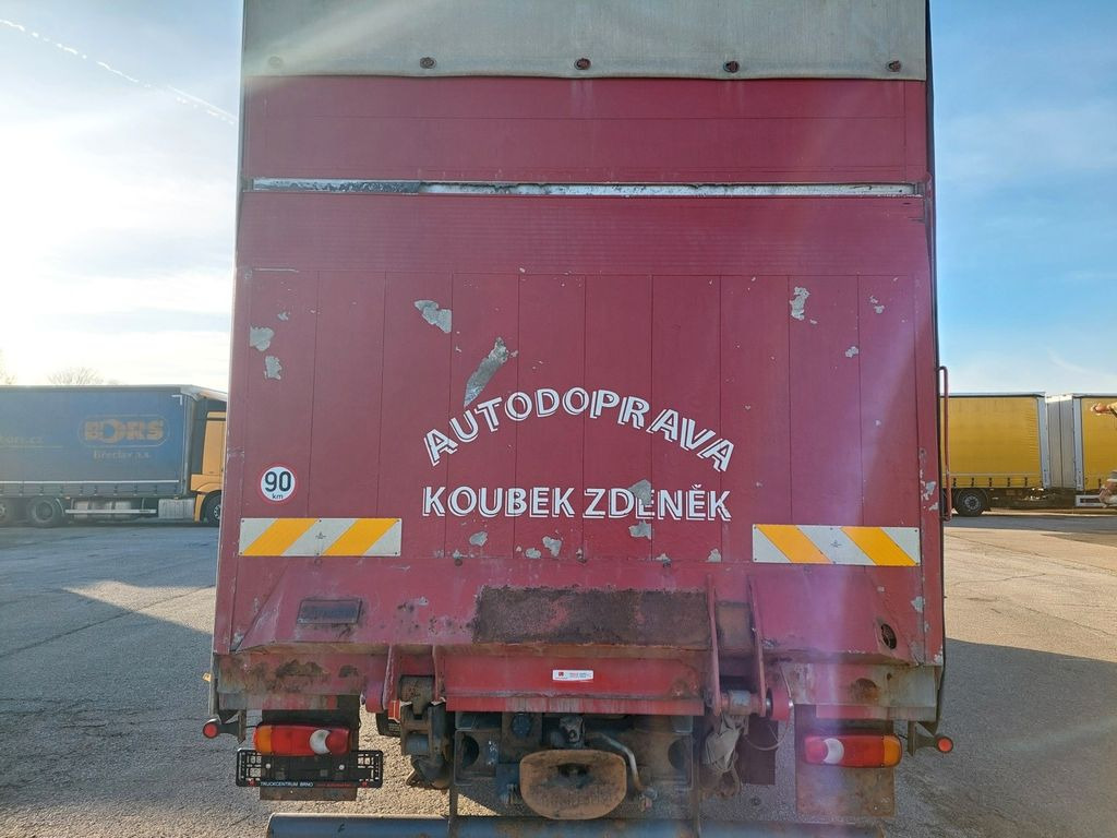 DAF FA LF 45.220 E12 4x2 DAF FA LF 45.220 E12 4x2 - Camião de lona: foto 5 DAF FA LF 45.220 E12 4x2 DAF FA LF 45.220 E12 4x2 - Camião de lona: foto 5