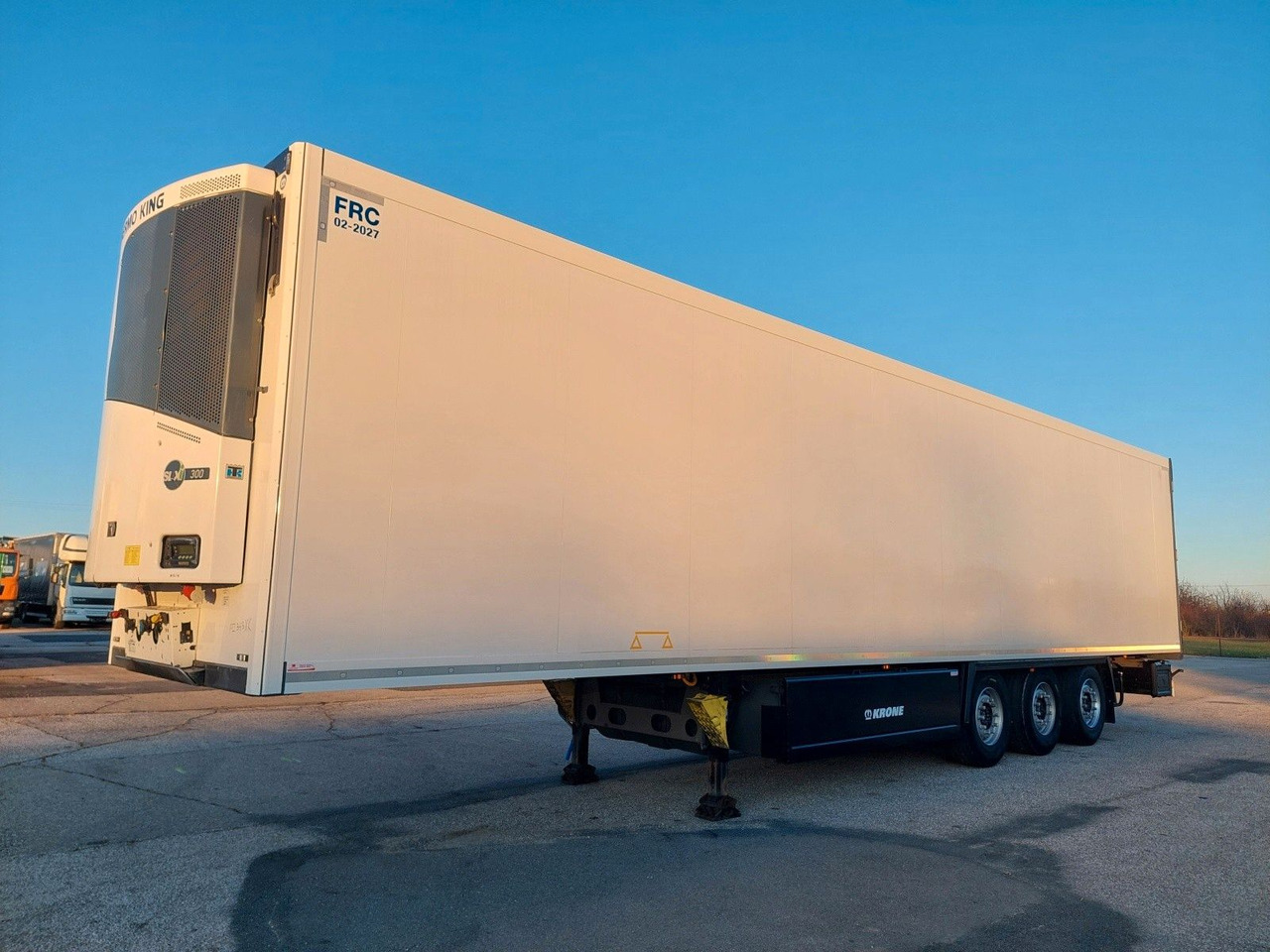 Krone SD Thermo King SLXi 300 - Semi-reboque frigorífico: foto 1 Krone SD Thermo King SLXi 300 - Semi-reboque frigorífico: foto 1