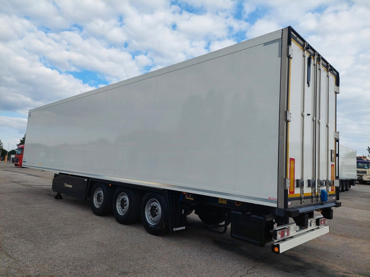 Krone SD Thermo King SLXi 300 - Semi-reboque frigorífico: foto 3 Krone SD Thermo King SLXi 300 - Semi-reboque frigorífico: foto 3