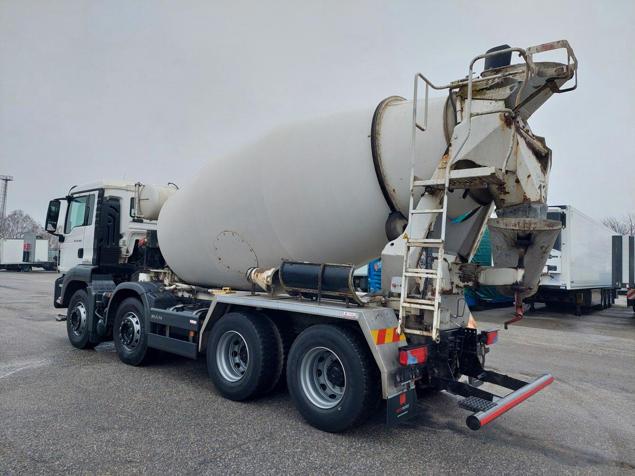 MAN TGS 32.420 BB Intermix 9m3 8x4 - Camião betoneira: foto 3 MAN TGS 32.420 BB Intermix 9m3 8x4 - Camião betoneira: foto 3