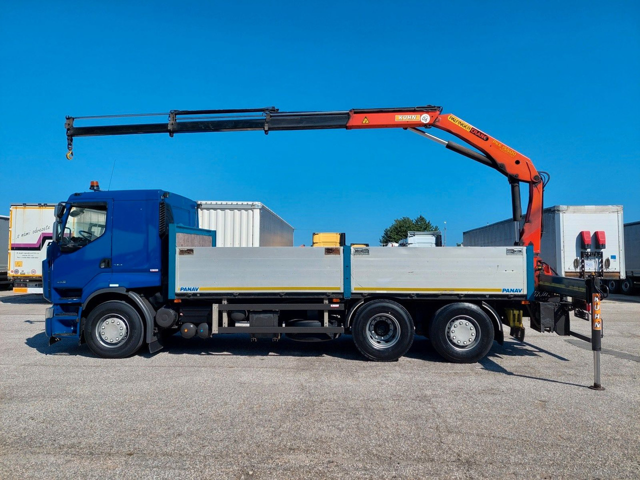 Renault Premium DXI R450.26 HR Palfinger PK 15.500 - Camião de caixa aberta/ Plataforma, Camião grua: foto 5 Renault Premium DXI R450.26 HR Palfinger PK 15.500 - Camião de caixa aberta/ Plataforma, Camião grua: foto 5