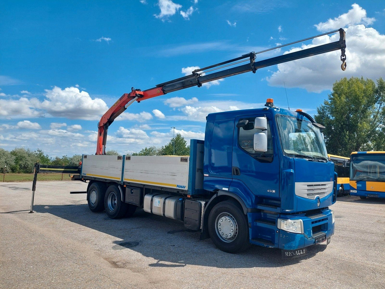 Renault Premium DXI R450.26 HR Palfinger PK 15.500 - Camião de caixa aberta/ Plataforma, Camião grua: foto 2 Renault Premium DXI R450.26 HR Palfinger PK 15.500 - Camião de caixa aberta/ Plataforma, Camião grua: foto 2