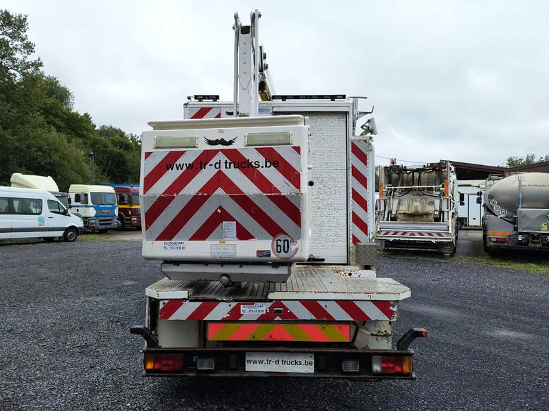 Iveco EuroCargo 120 120E18 + COMET 151TAL (15 m) - Camião: foto 5 Iveco EuroCargo 120 120E18 + COMET 151TAL (15 m) - Camião: foto 5