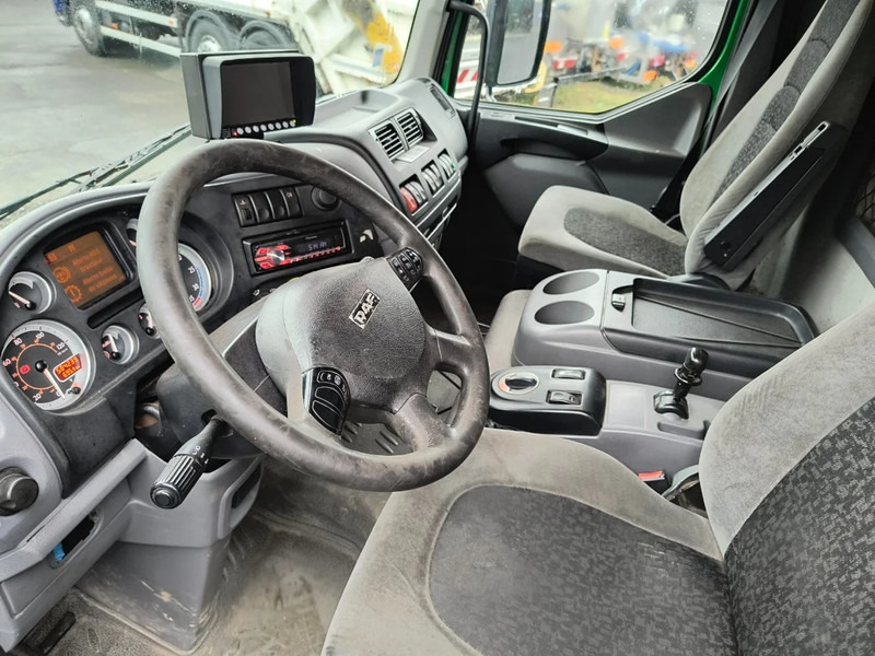 Fotografia de interior 1: Camião furgão DAF LF 45.160 7,15M CASE + D'HOLLANDIA 1500KG