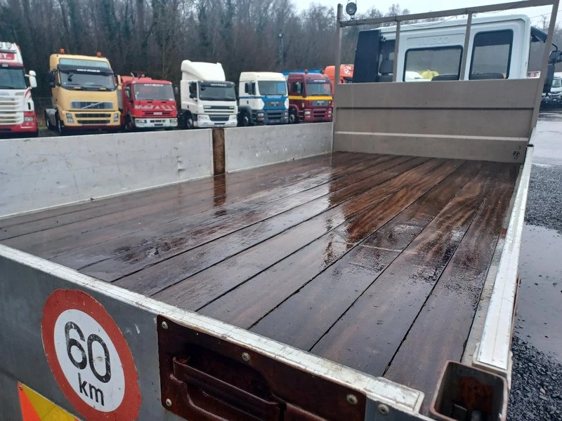 Camião de caixa aberta/ Plataforma Iveco Eurocargo 85E15 - EURO 2 - FLATBED: foto 12 Camião de caixa aberta/ Plataforma Iveco Eurocargo 85E15 - EURO 2 - FLATBED: foto 12