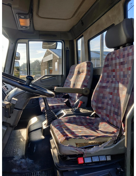 Camião de caixa aberta/ Plataforma Iveco Eurocargo 85E15 - EURO 2 - FLATBED: foto 11 Camião de caixa aberta/ Plataforma Iveco Eurocargo 85E15 - EURO 2 - FLATBED: foto 11