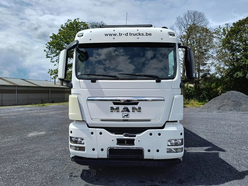 MAN TGS 33.400 ECOVRAC 8X4 - RETARDER - Camião cisterna: foto 2 MAN TGS 33.400 ECOVRAC 8X4 - RETARDER - Camião cisterna: foto 2