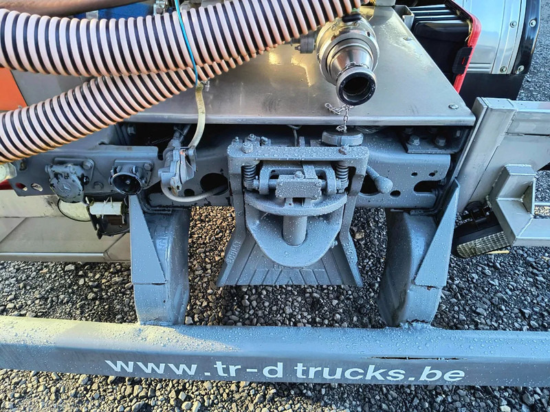 Camião cisterna para transporte de leite Mercedes-Benz Actros 2536 15500L INSULATED INOX TANK - 1 COMP: foto 17