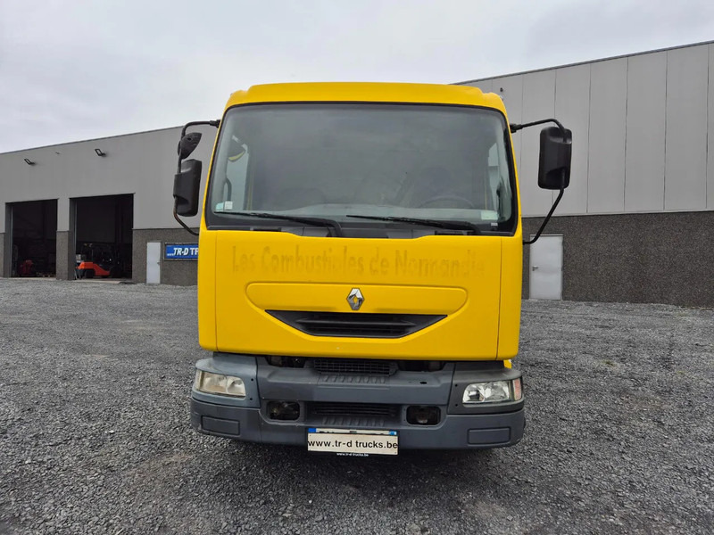Renault Midlum 220 10500L FUEL / CARBURANT - 4 COMP/A LAMES - Camião cisterna: foto 2 Renault Midlum 220 10500L FUEL / CARBURANT - 4 COMP/A LAMES - Camião cisterna: foto 2