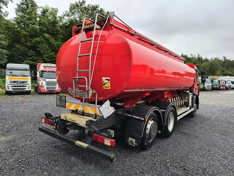 Renault Premium 320 FUEL / CARBURANT 18000L - 5 COMP - Camião cisterna: foto 5 Renault Premium 320 FUEL / CARBURANT 18000L - 5 COMP - Camião cisterna: foto 5