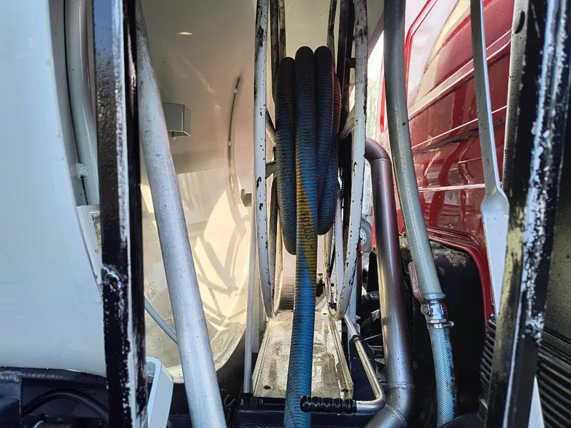 Camião cisterna Renault Premium 320 USED OIL - 13000 L: foto 14
