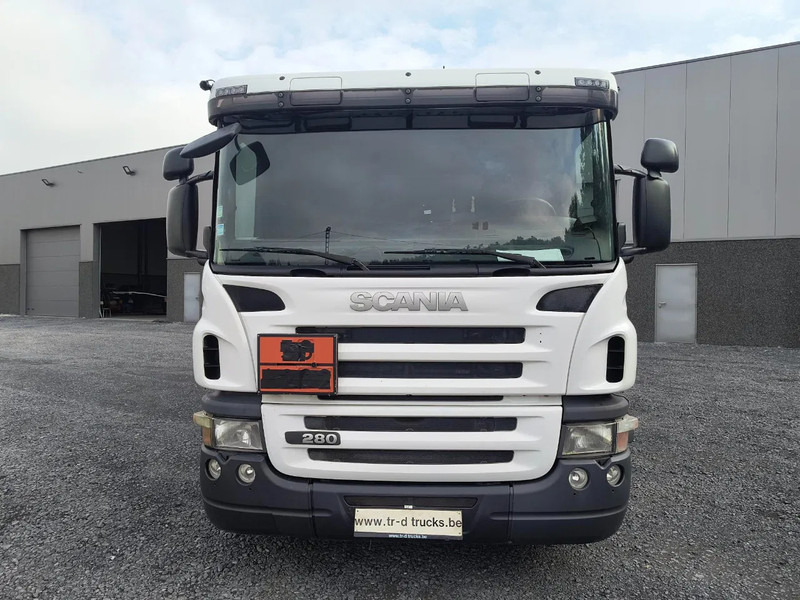 Scania P280 13000L FUEL/CARBURANT TANK - 4 COMP - Camião cisterna: foto 2 Scania P280 13000L FUEL/CARBURANT TANK - 4 COMP - Camião cisterna: foto 2
