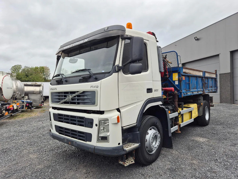 Volvo FM 9.300 TIPPER - HMF 1060K3 CRANE - Camião basculante, Camião grua: foto 1 Volvo FM 9.300 TIPPER - HMF 1060K3 CRANE - Camião basculante, Camião grua: foto 1