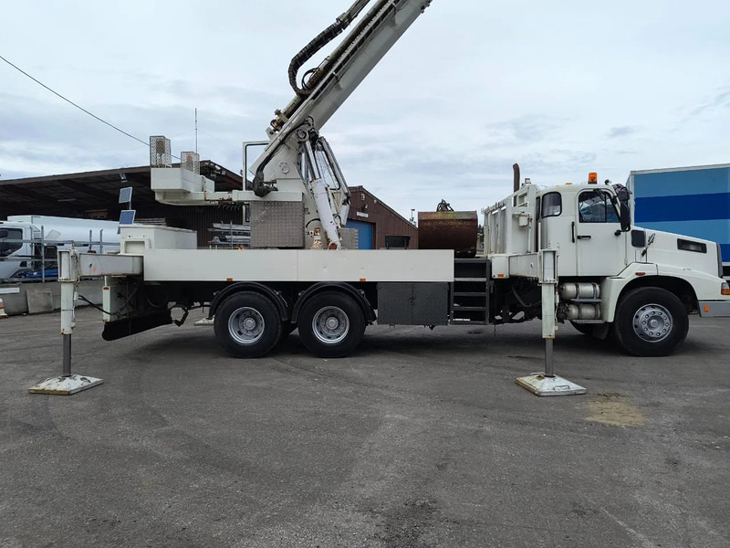 Volvo NL12 420 6x4 CRANE 60T/M - VIDEOS AVAILABLE - Camião grua: foto 4 Volvo NL12 420 6x4 CRANE 60T/M - VIDEOS AVAILABLE - Camião grua: foto 4