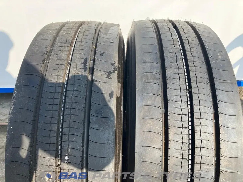 Bridgestone Bridgestone 265/70R17.5 Duravis R-Steer002 138/136 M M+S 3PMSF gebruikte set - Pneu para Camião: foto 2 Bridgestone Bridgestone 265/70R17.5 Duravis R-Steer002 138/136 M M+S 3PMSF gebruikte set - Pneu para Camião: foto 2