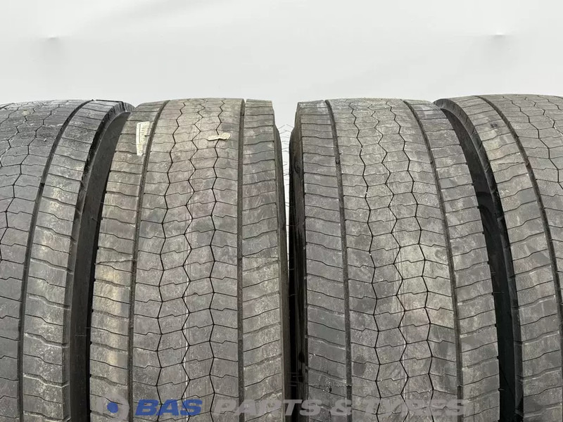 Bridgestone Bridgestone 315/80R22.5 Ecopia Drive Enliten 154/150 M+S 3PMSF gebruikte set - Pneu para Camião: foto 2 Bridgestone Bridgestone 315/80R22.5 Ecopia Drive Enliten 154/150 M+S 3PMSF gebruikte set - Pneu para Camião: foto 2