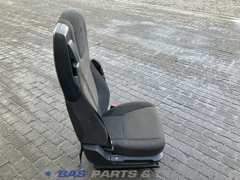 DAF CF Euro 6 Bijrijdersstoel DAF 1844380 - Banco para Camião: foto 4 DAF CF Euro 6 Bijrijdersstoel DAF 1844380 - Banco para Camião: foto 4