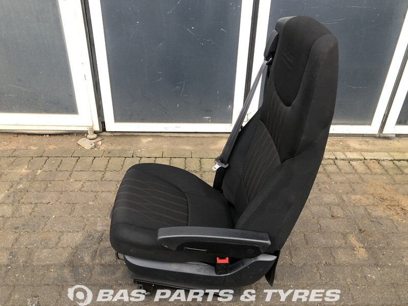 DAF CF Euro 6 Bijrijdersstoel DAF 2104712 - Banco para Camião: foto 2 DAF CF Euro 6 Bijrijdersstoel DAF 2104712 - Banco para Camião: foto 2