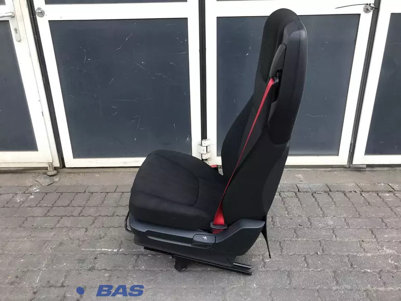 DAF CF Euro 6 Bijrijdersstoel DAF 2105730 - Banco para Camião: foto 2 DAF CF Euro 6 Bijrijdersstoel DAF 2105730 - Banco para Camião: foto 2