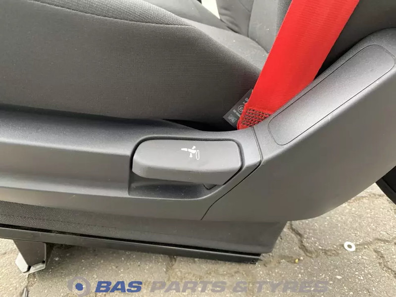 DAF CF Euro 6 Bijrijdersstoel DAF 2105730 - Banco para Camião: foto 5 DAF CF Euro 6 Bijrijdersstoel DAF 2105730 - Banco para Camião: foto 5