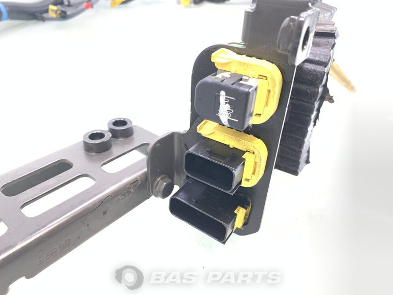 DAF Kabelboom DAF 2186229 - Cables/ Wire harness para Camião: foto 2 DAF Kabelboom DAF 2186229 - Cables/ Wire harness para Camião: foto 2