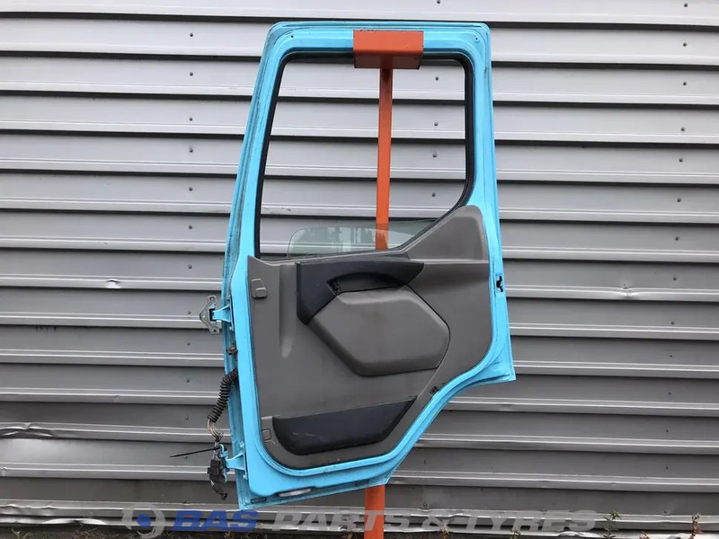 DAF LF55 Euro 4-5 - Porta e peças para Camião: foto 2 DAF LF55 Euro 4-5 - Porta e peças para Camião: foto 2