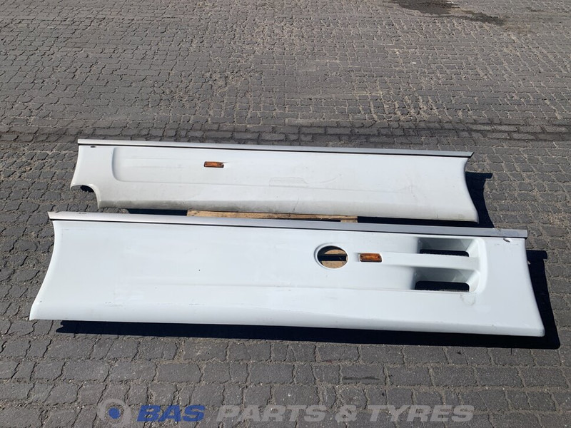 DAF XF105 - Carroceria e exterior para Camião: foto 1 DAF XF105 - Carroceria e exterior para Camião: foto 1
