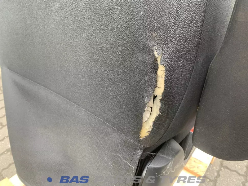 DAF XF106 Bestuurdersstoel DAF 2104652 - Banco para Camião: foto 5 DAF XF106 Bestuurdersstoel DAF 2104652 - Banco para Camião: foto 5