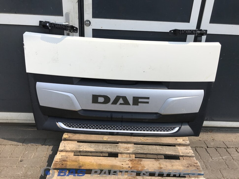 DAF XF106 - Grade radiador para Camião: foto 1 DAF XF106 - Grade radiador para Camião: foto 1