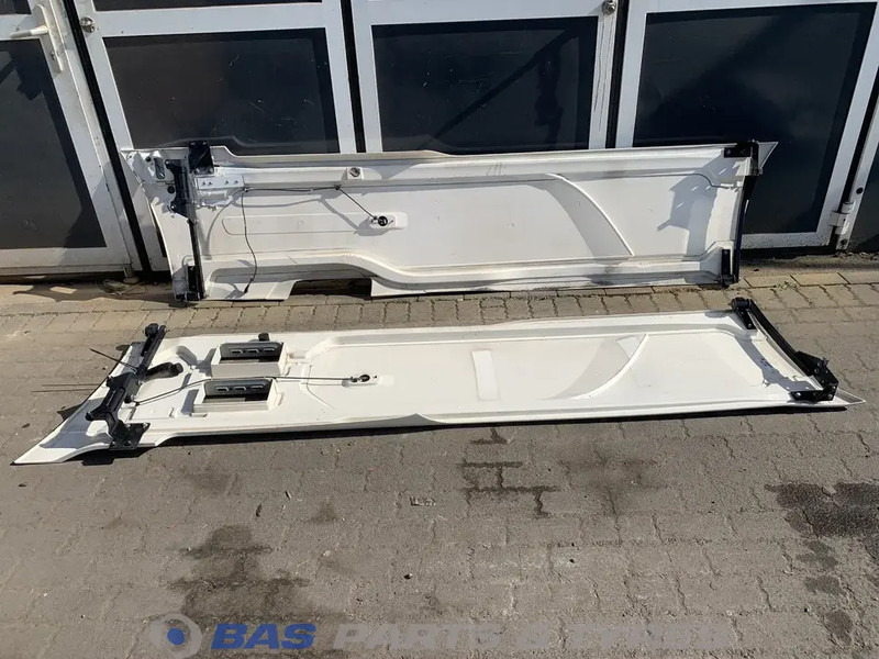 DAF XF106 - Carroceria e exterior para Camião: foto 4 DAF XF106 - Carroceria e exterior para Camião: foto 4