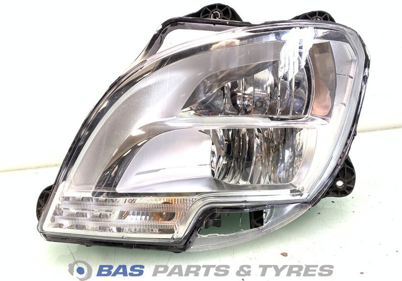 DAF XF106 - Farol dianteira para Camião: foto 1 DAF XF106 - Farol dianteira para Camião: foto 1