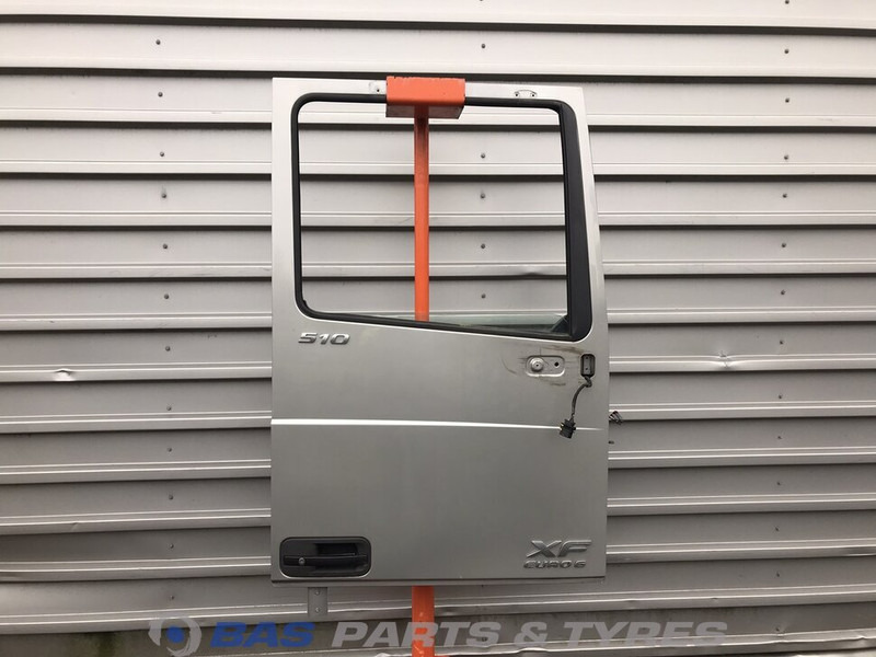 DAF XF106 Portier Rechts DAF 1881863 - Porta e peças para Camião: foto 1 DAF XF106 Portier Rechts DAF 1881863 - Porta e peças para Camião: foto 1