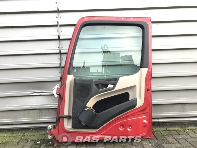 Mercedes-Benz Actros MP4 - Porta e peças para Camião: foto 2 Mercedes-Benz Actros MP4 - Porta e peças para Camião: foto 2