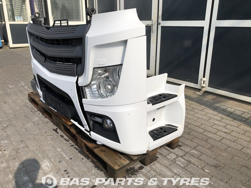 Mercedes-Benz Actros MP4 - Para-choque para Camião: foto 2 Mercedes-Benz Actros MP4 - Para-choque para Camião: foto 2