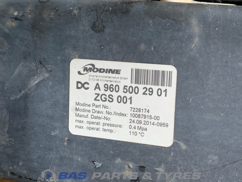 Mercedes-Benz Antos MP4 Koelerpakket Mercedes OM936LA 320 A 960 500 29 01 - Radiador para Camião: foto 4 Mercedes-Benz Antos MP4 Koelerpakket Mercedes OM936LA 320 A 960 500 29 01 - Radiador para Camião: foto 4
